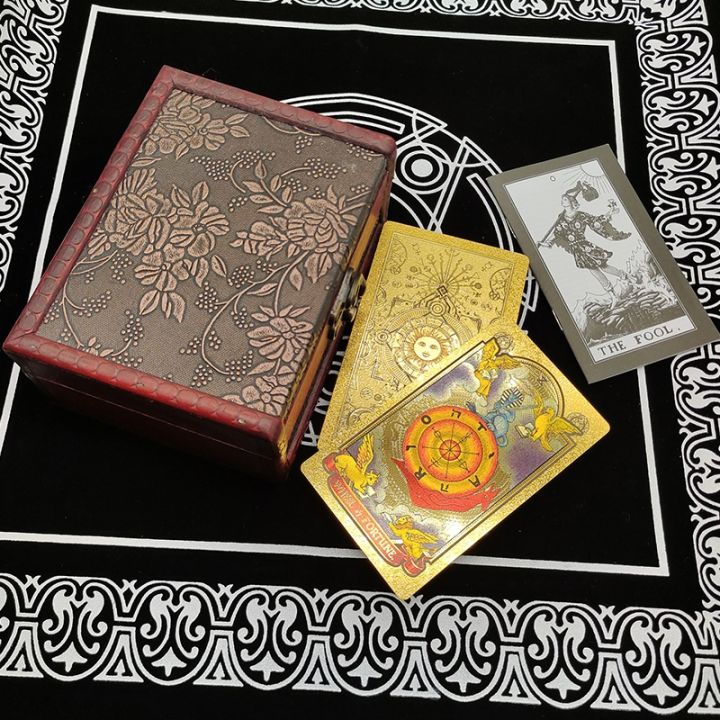 waterproof-plastic-tarot-cards