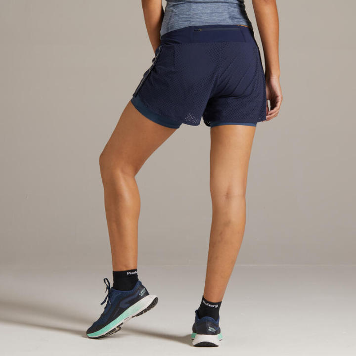 พร้อมส่ง-กางเกงขาสั้นผู้หญิงใส่วิ่ง-2-in-1-womens-running-shorts-with-built-in-tight-shorts