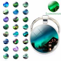 【DT】Luminous Aurora Keychain Aurora and Tree Picture Glass Cabochon Keyring Northern Lights Trees Glowing In The Dark Keychains hot