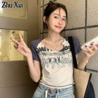 Zhu Xia เสื้อยืดแขนสั้นพิมพ์ลายระบายสีมือสไตล์วินเทจของผู้หญิงใส่ได้ทุกอย่างพอดีกับเลกกิ้งกระชับสัดส่วนเสื้อเอวลอยผู้หญิงเครื่องเทศ