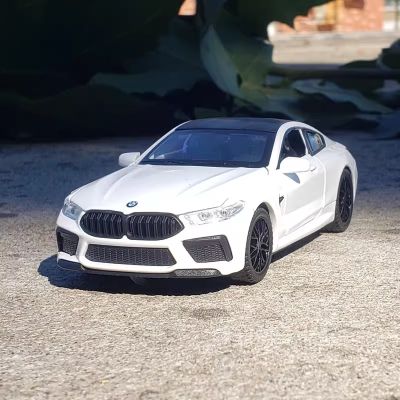 1:32 BMW M8 IM Supercar Alloy Model Car Toy Diecasts Metal Casting Sound and Light Car Toys For Children Vehicle