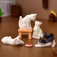 Great Miniatures Cat Plastic Long Lasting Innovative Cute Cat Figurines Display Toy Small Cat Statue Decorative