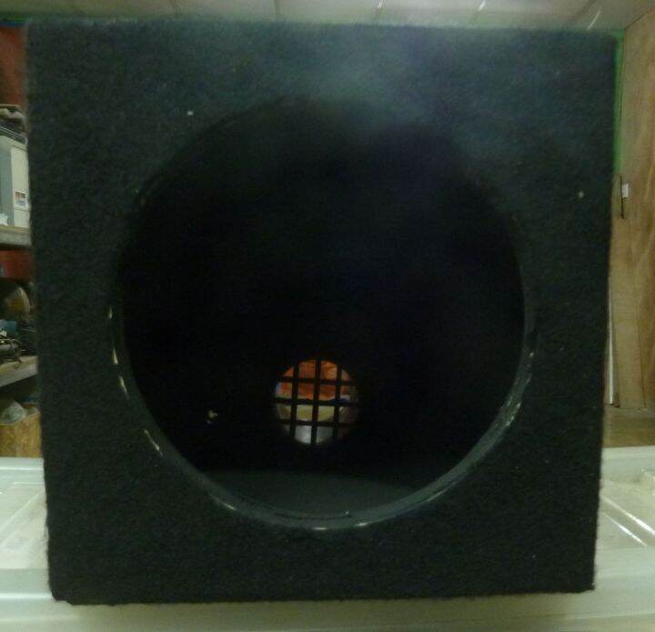 6.5" carpeted speaker box size is 20 x20 x20 speaker cutout is 15cm