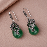 Temperament retro green chalcedony Garnet Earrings female imitation Thai silver water drop earrings earrings