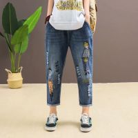 Large  Size M-3XL Womens Elastic Waist Jeans Cute Embroidery Cropped Denim Pants