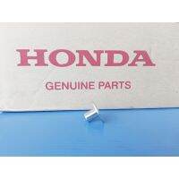 61104-428-บู๊ทรองสีขาวรองน๊อตยึดไฟท้ายแท้HONDA waveและรุ่นอื่นๆ/บู๊ทรองน๊อตยึดเรือนไมล์แท้HONDA SONIC และรุ่นอื่นๆ 1ชิ้น