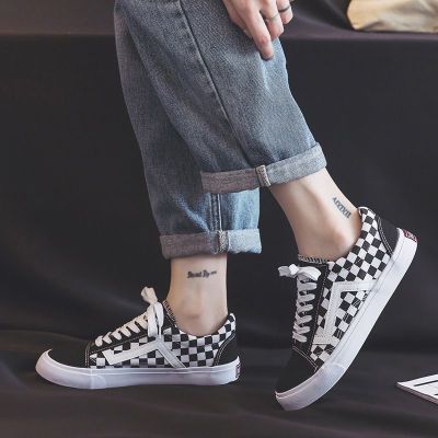 卍❀  Black and white checkerboard canvas shoes male han edition male students 2023 new tide shoes joker sandals