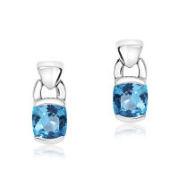 CHRISHA_ต่างหูเงินแท้ 925 SILVER EARRING WITH SWISS BLUE TOPAZ ที่ส่องประกายแวววาว และ เคลือบด้วยทองคำขาว