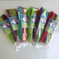 ขนมจีนอบแห้งเส้นสีอบสมุนไพร 4 สีขนาด 250 กรัมแพ็ค 6 ห่อ 180 บาท