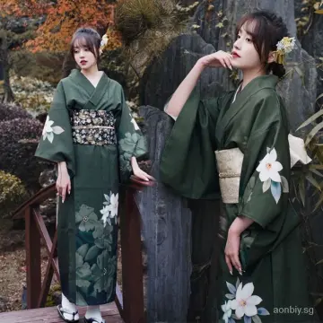 Types of traditional male and female Japanese kimono clothing -  Masterpieces of Japanese Culture