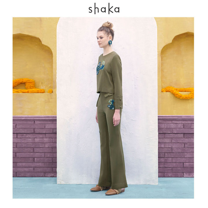 ss19-shaka-bell-bottom-pants-กางเกงขายาวทรงขากระดิ่ง-เอวสูง-ปักแต่งอาร์มไหมฟูลายนกยูง-pn-s190418