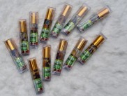 HCMCombo 12 Lăn Dầu Gió Thảo Dược Green Herb Oil 8ml Có tác dụng giảm đau