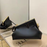 2022Fendiˉ new original leather cloud bag temperament elegant one-shoulder messenger bag fashionable and versatile crossbody bag