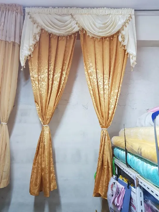 Jacquard Satin Curtain with Swag and Jabot with Tassels Matt Gold