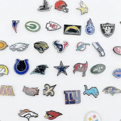 1Pcs Rugby Cap Logo Icon Sport Brooch Backpack Clothes Cap Decoration Badges Party Birthday Gift Brooches Present Accessories