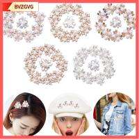 BVZGVG 10PCS ตัดเย็บเสื้อผ้า คริสตัล เครื่องประดับหมวก ปุ่ม Rhinestone กิ๊บติดผมไข่มุก กระดุมมุก คลิปหนีบหมวก