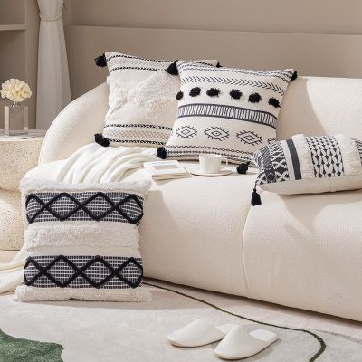 Boho Style Tufted Embroidery Cushion Cover Blue White Geometry Printed Woven Pillow Cover 45x45cm Decorative Pillows for Sofa