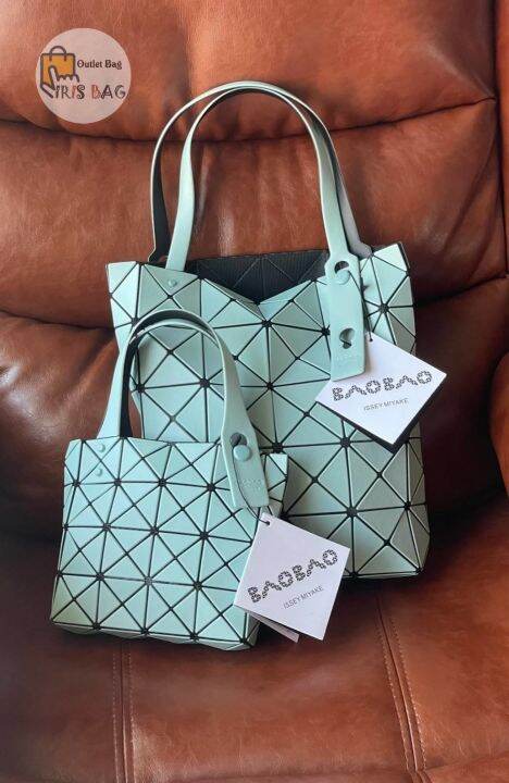 กระเป๋าสะพาย-tote-กระเป๋าถือ-ใบกลาง-baobao-issey-miyske-lucent-boxy-tote-bag