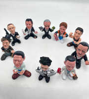 เดเนียลเครกเจ้าพ่อสปีลเบิร์กหุ่นของเล่นเรซินเอ็ดเวิร์ด Chaplin Forrest Gump 10Cm