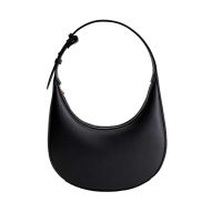 กระเป๋าสะพาย MANGO รุ่น hobo shoulder bags