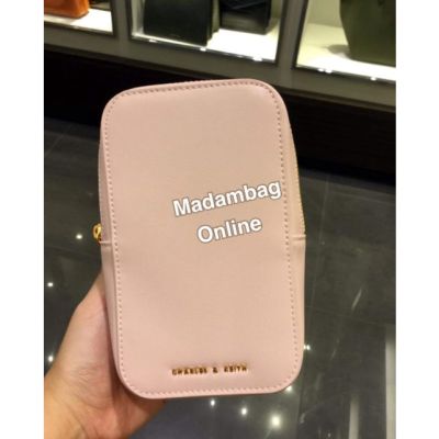 Charles Keith Mini Pouch กระเป๋าสะพายข้างใส่โทรศัพท์