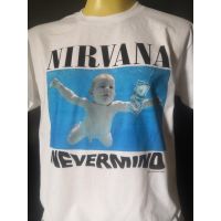 เสื้อวงนำเข้า Nirvana Nevermind Baby in a pool Kurt Cobain Grunge Punk Rock Style Vintage Gildan T-Shirt