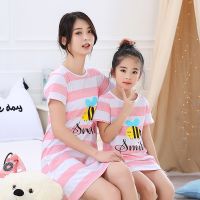 【 WYIN kitchen】 Girls Cotton Nightgowns Night Dress Summer Short Sleeves Kids Pajamas Parent-child Sleepwear Cartoon Teenage Sleepshirts Nightie