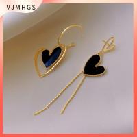 VJMHGS 3 pairs อสมมาตรไม่สมดุล ต่างหูรูปหัวใจ วันวาเลนไทน์ โลหะผสมอัลลอยด์ ต่างหูแบบห้อย ของใหม่ วันแม่ในวันหยุด ต่างหูห้อยหัวใจ สาวๆ