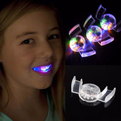 【Sabai_sabai】CODของเล่นฟันปลอม ฟันแวววาว มีไฟ LED สําหรับปาร์ตี้ฮาโลวีน