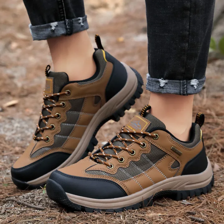 boot type sneakers