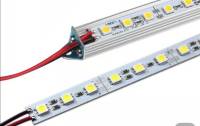 แถบแข็งริบบิ้น led  18w 12v  ( มี 2 สีไห้เลือก ) เส้นละ 1 เมตร 1ชิ้น