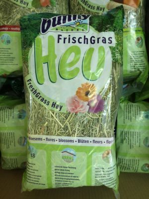 หญ้าบันนี่ เนเจอร์ Bunny Nature HEU FreshGrass Hay Blossoms 500g