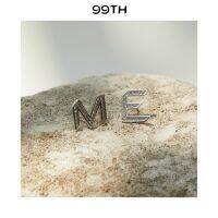 99TH-ME MY SELF CRYSTALS ALPHABET SILVER STUD ต่างหูตัวอักษร M E สีเงินประดับคริสตัล