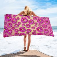 Daisy Flower Texture Gradient Beach Towel Gifts Microfiber Quick-Dry Bath Towels for Adults Yoga Mat Travel Camping Gym Women