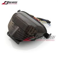 ไฟเบรคไฟท้ายท้ายรถมอเตอร์ไซค์ LED แบบรวมสำหรับ Suzuki GSXR600 2001-2003 GSXR 750 2000-2003 GSXR1000 K3 K2 2001-2002 K1