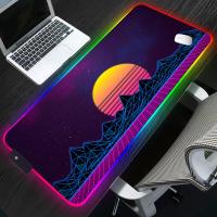 [HOT ZEXKLIOALQAQ 529] Retrowave แผ่นรองเมาส์เล่นเกม M Ousepad ขนาดใหญ่ XL แป้นพิมพ์แผ่นรองเม้าส์สำหรับแล็ปท็อปไฟ LED เล่นเสื่อกันลื่นพรมโต๊ะแผ่นอะนิเมะ