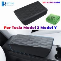 Center Console Armrest Cover For Tesla Model 3 Model Y TPE Scratchproof Wear-Resistant Armrest Box Modifiaction Decor Cover