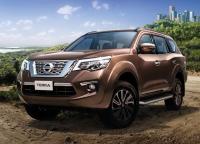 Nissan Terra ครอบฝาถังน้ำมันโครเมี่ยม