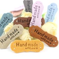 30Pcs 1.5*4cm Hand Made PU Leather Labels For Clothing Handmade DIY Hats Bags Sewing Embossed Tags Garment Accessories Labels