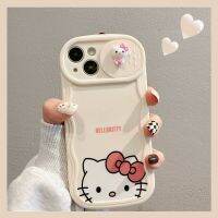 เคสโทรศัพท์ซิลิโคนนิ่มลายการ์ตูนน่ารัก3D Hello Kitty เคสโทรศัพท์มือถือพร้อมอุปกรณ์ป้องกันเลนส์กล้องถ่ายรูปที่สามารถเคลื่อนย้ายได้สำหรับ iPhone 14 Pro Max 14 Plus 13 Pro Max เคสด้านหลังสำหรับ iPhone 12 Pro Max 11