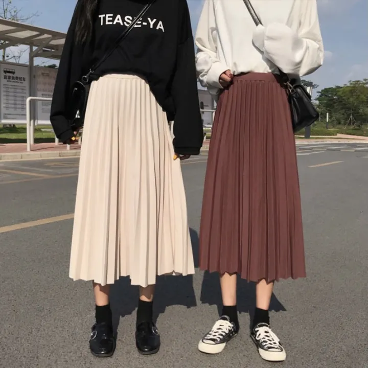 pleated midi skirt
