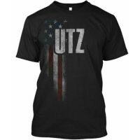 ~ เสื้อยืด คอกลม พิมพ์ลายธงครอบครัว Utz