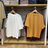 UNIQLO ชุดคู่ห้องลองเสื้อ2023ฤดูร้อนสำหรับผู้ชาย,ชุดคู่หลวมเสื้อยืดคอปกคอกลม T455359หดยาว5นาที