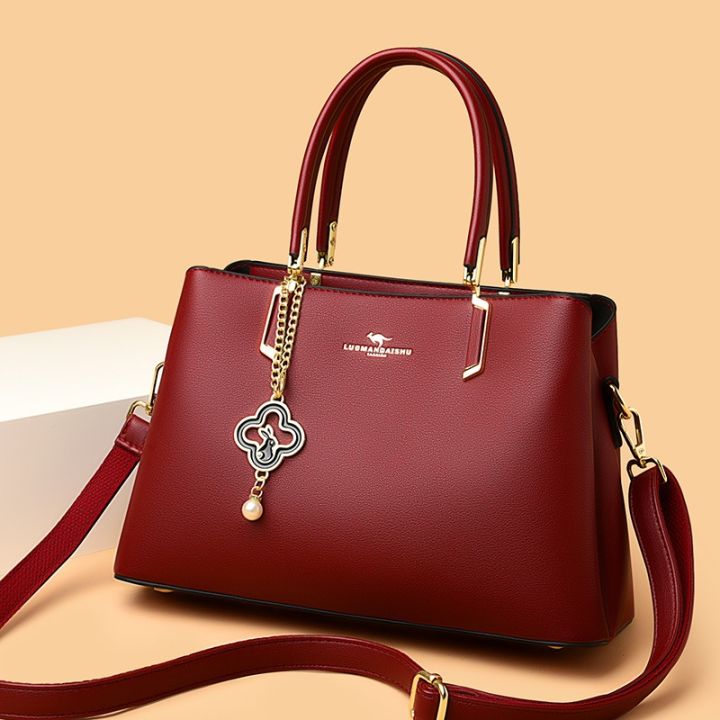handbag-branded-กระเป๋าคุณแม่หนังนิ่ม-2023-ใหม่กระเป๋าถือผู้หญิงกระเป๋าบรรยากาศกระเป๋าหิ้วกระเป๋าแนวทแยงแฟชั่นกระเป๋าสุภาพสตรีวัยกลางคนที่ตรงกันทั