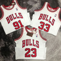 เสื้อเจอร์ซีย์ของแท้กดร้อน1997-98 Mens Chicago Bulls Dennis Rodman &amp; Scottie Pippen White Swingman Jersey