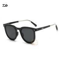 【CC】 New Third-generation Folding Sunglasses Blusher Fashionable Glasses Outdoor Fishing and Ultra