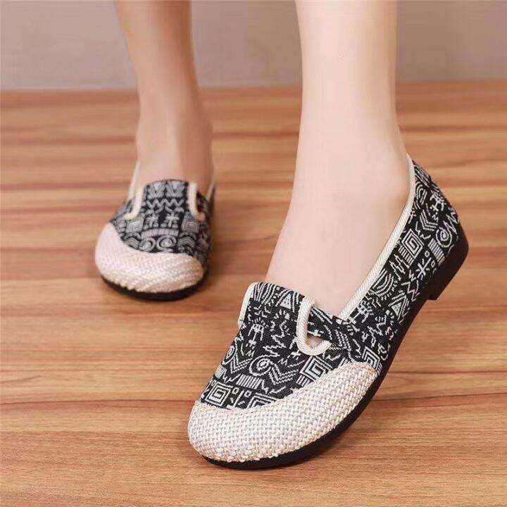 Lazada on sale walking shoes