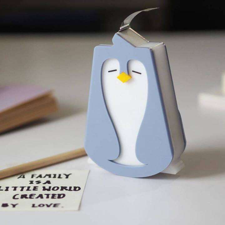 klearobject-penguin-baby-tape-dispenser-แท่นตัดเทป-แกน-1นิ้ว-แท่นใส่สก๊อตเทป-แท่นตัดเทปใส-แท่นตัดสก๊อตเทปอะคริลิค-นกเพนกวิน-แท่นเทปใส-แท่นสก็อตเทป-เทปใส