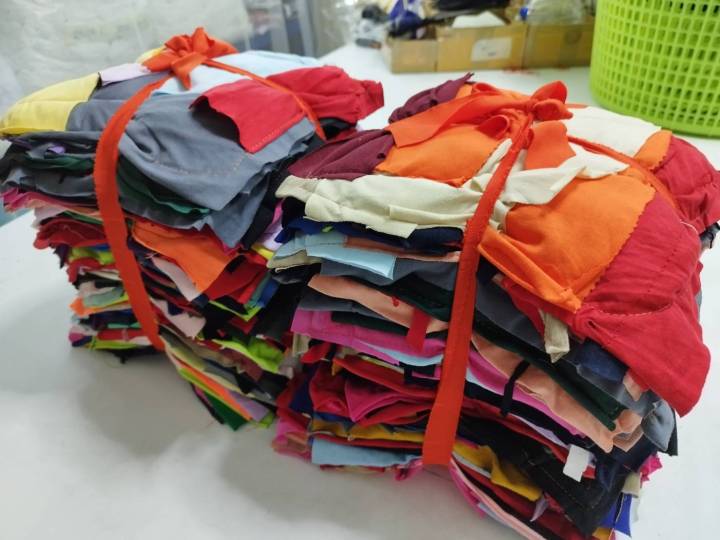 akka-เศษผ้าเย็บวน-คละสี-ขนาด-10x10-นิ้ว-สำหรับเช็ดทำความสะอาดต่างๆ