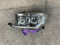 ไฟหน้า​ Toyota Fortuner 2009-2011 [มือสอง][ของเเท้][ข้างซ้าย(L)]